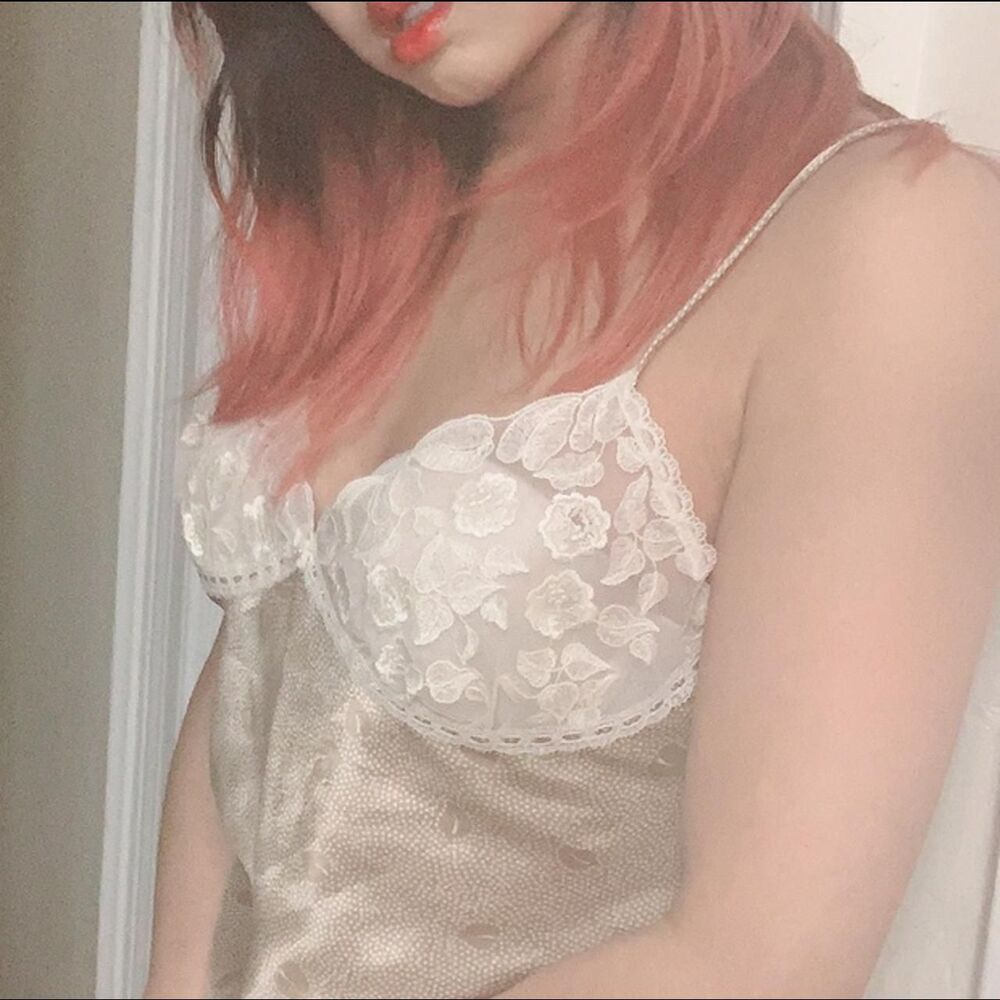 Wacoal Women's White and Cream Pajamas - Picture 2 of 4